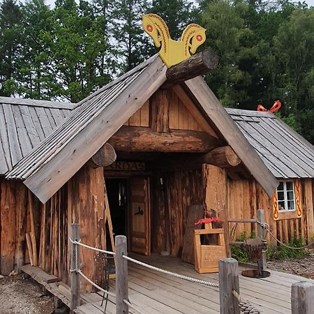 Vittfarnas Vikingaby Vila Sosdala Exterior foto