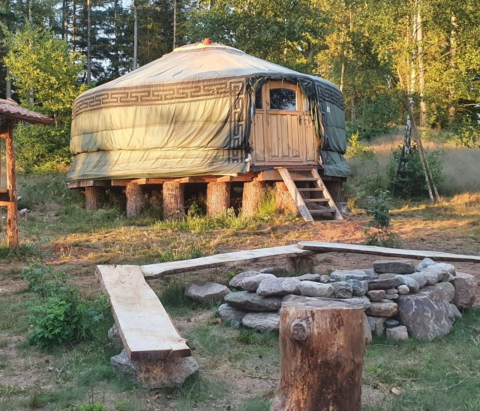 Vittfarnas Vikingaby Vila Sosdala Exterior foto